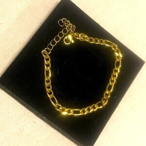 Nevaeh Figaro Gold Bracelet